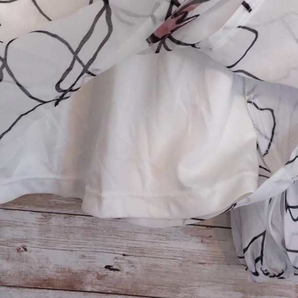 Alfani Floral Print Pleat Sleeve Top Petite Large - Picture 9 of 13